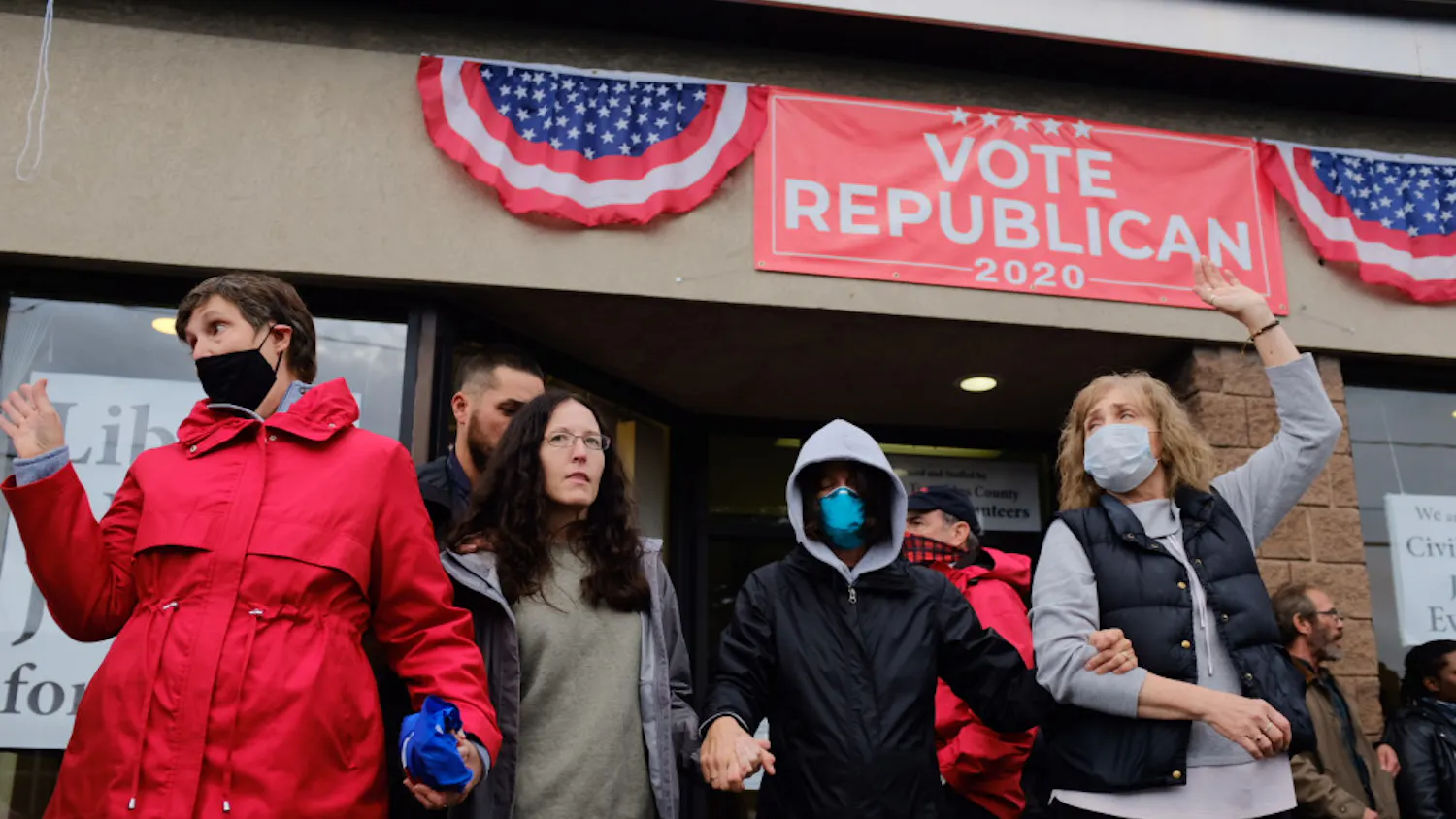 B23A4EF9-861F-46DC-B1FB-897C16CC43A4-2145-0000008C11EAE168