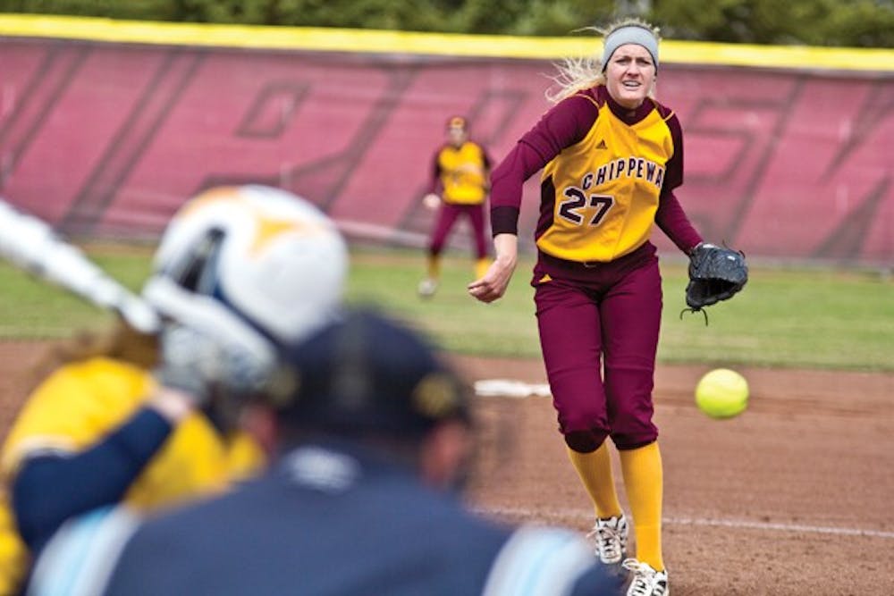 b1-bottom-2013softball-web