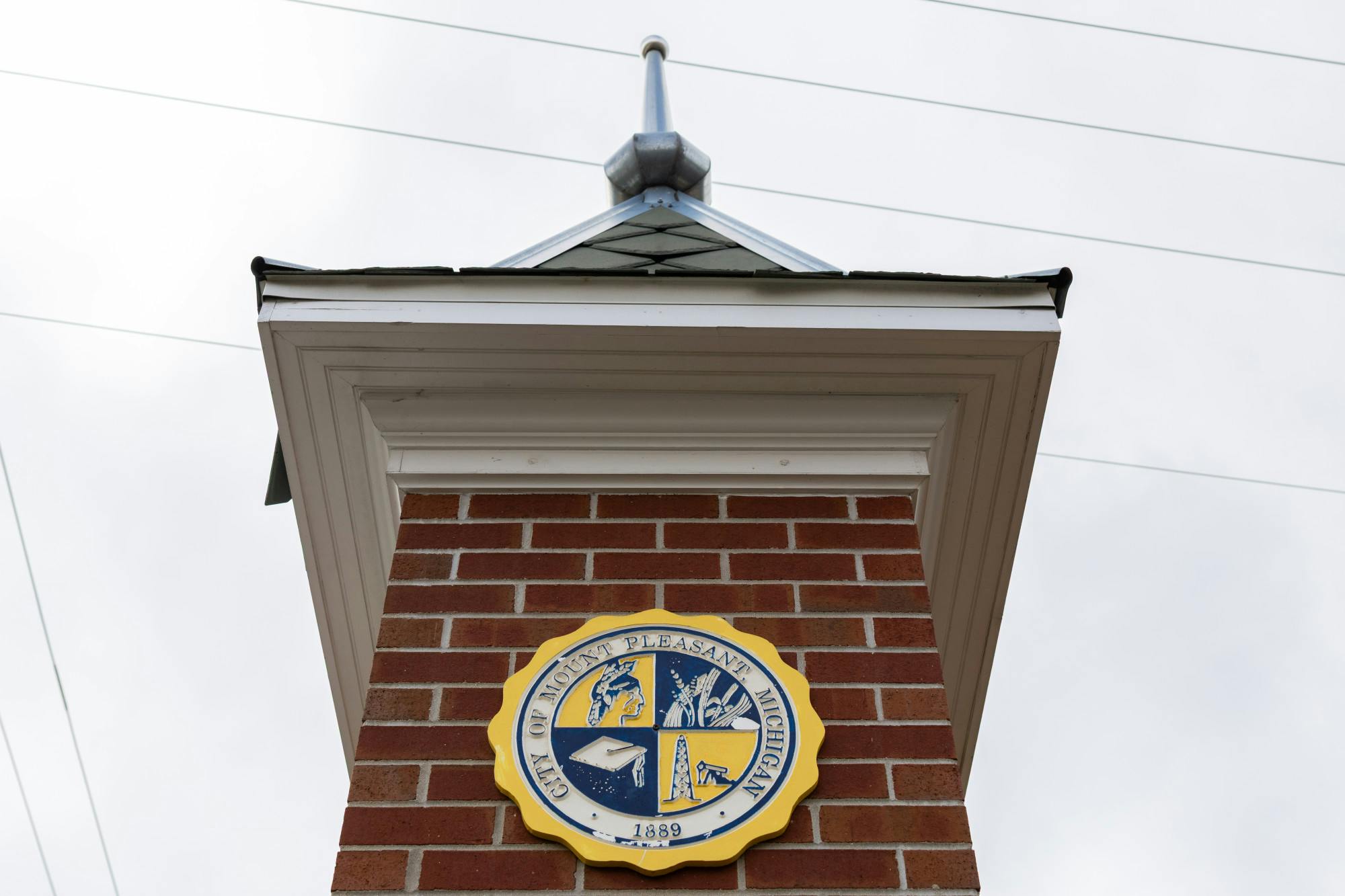 d_photo_cityhall_091526-2.jpg