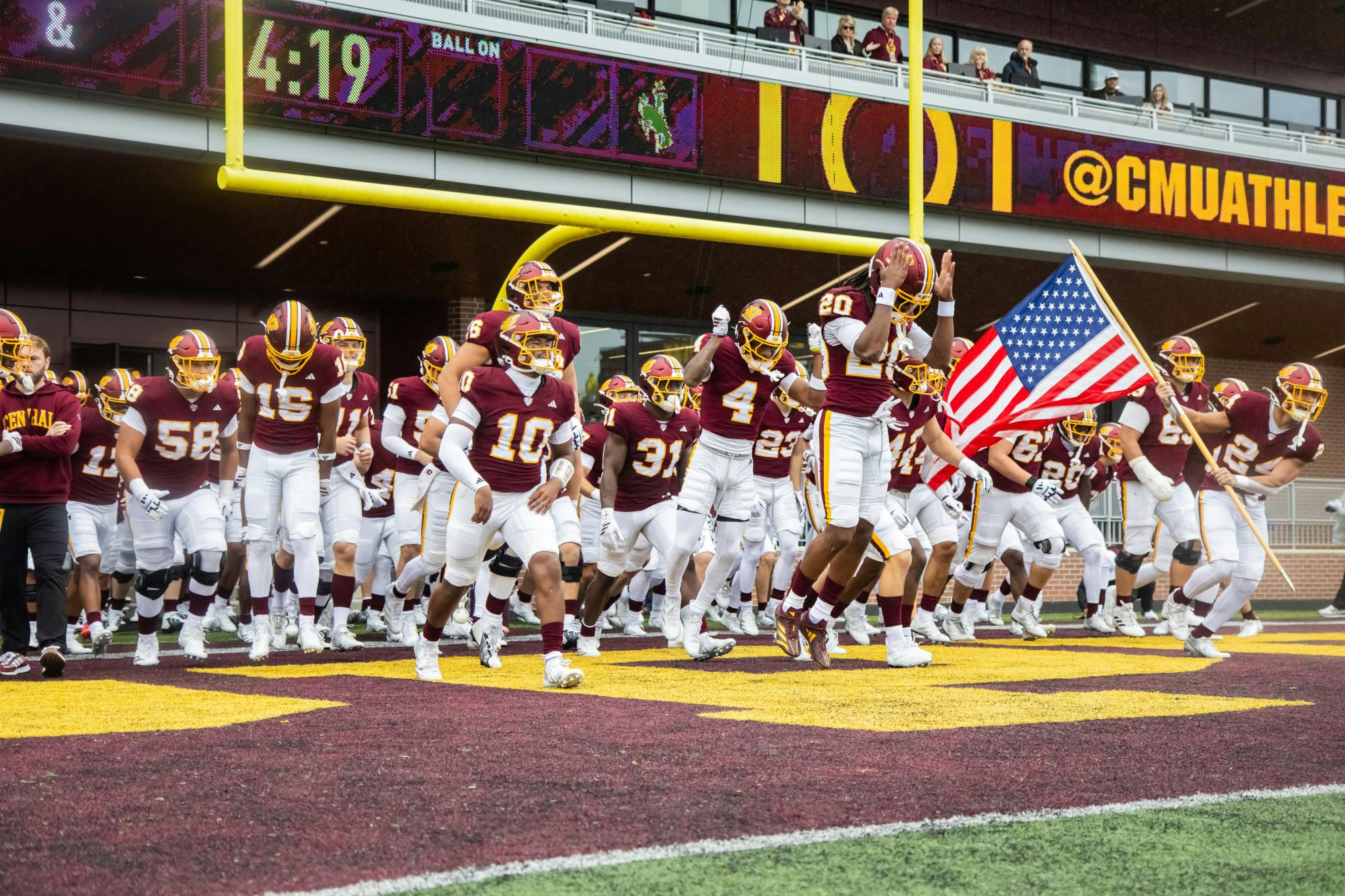 d_cmuvwyomingfootball_feature_9-19-26_3.jpg