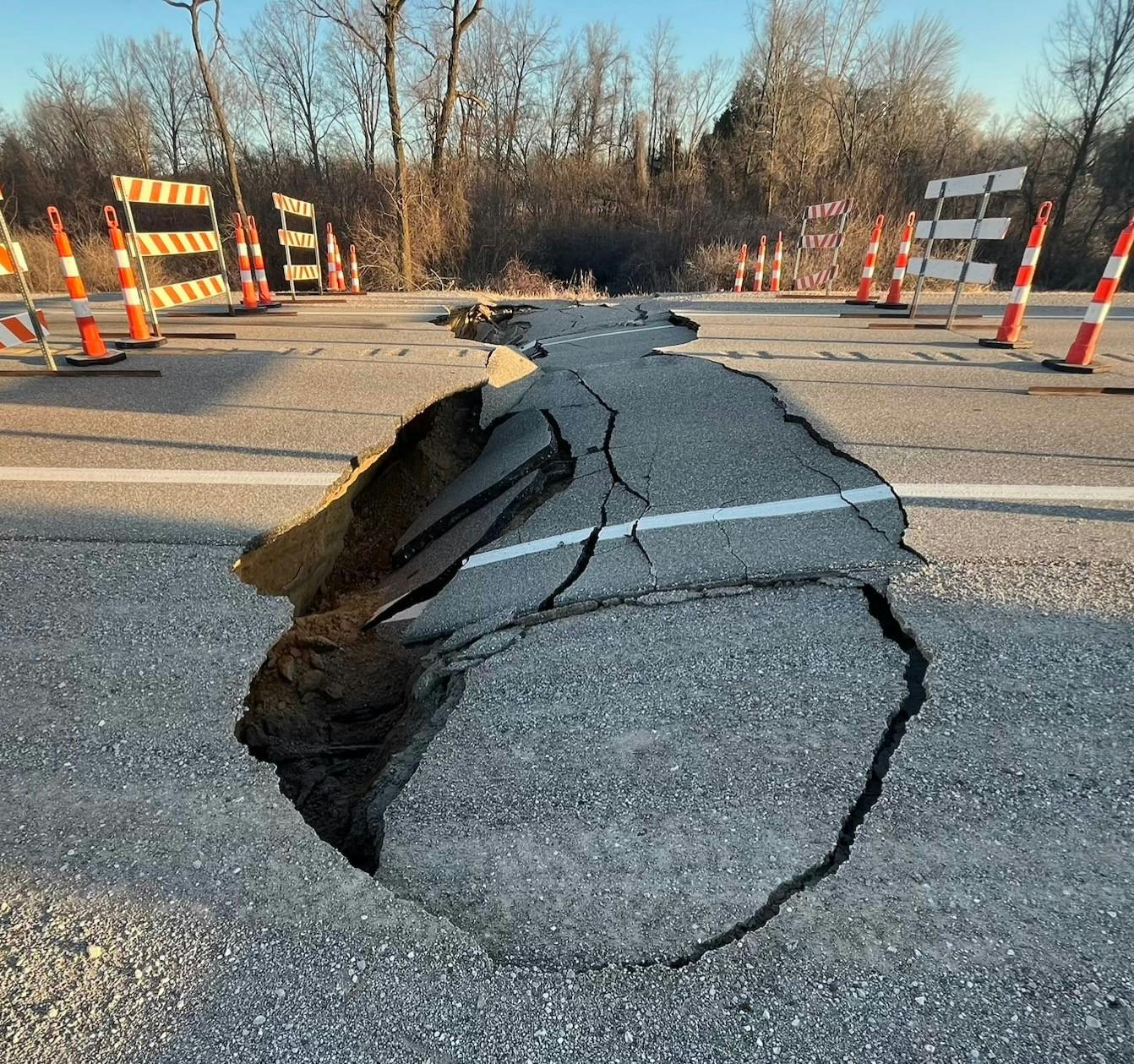 d_sinkhole_photo_031226