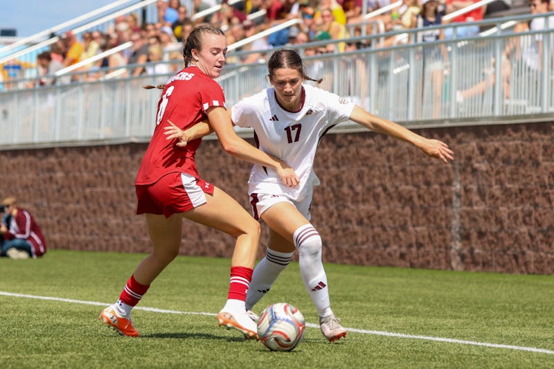 Wisconsin's badgering offense takes down Chippewas 6-2