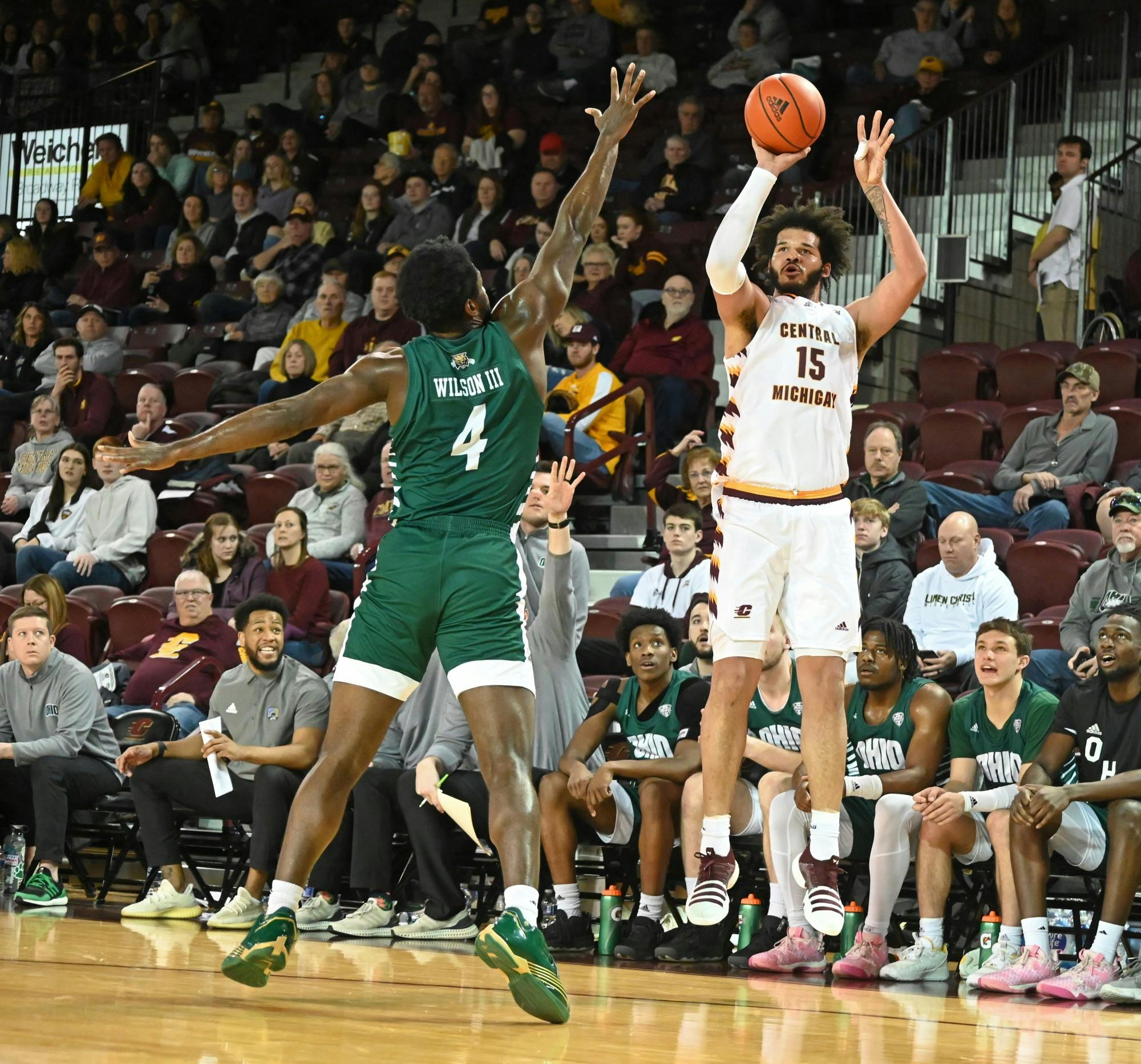 Central Michigan Life - CMU Men's Basketball Drops Home Game To Ohio