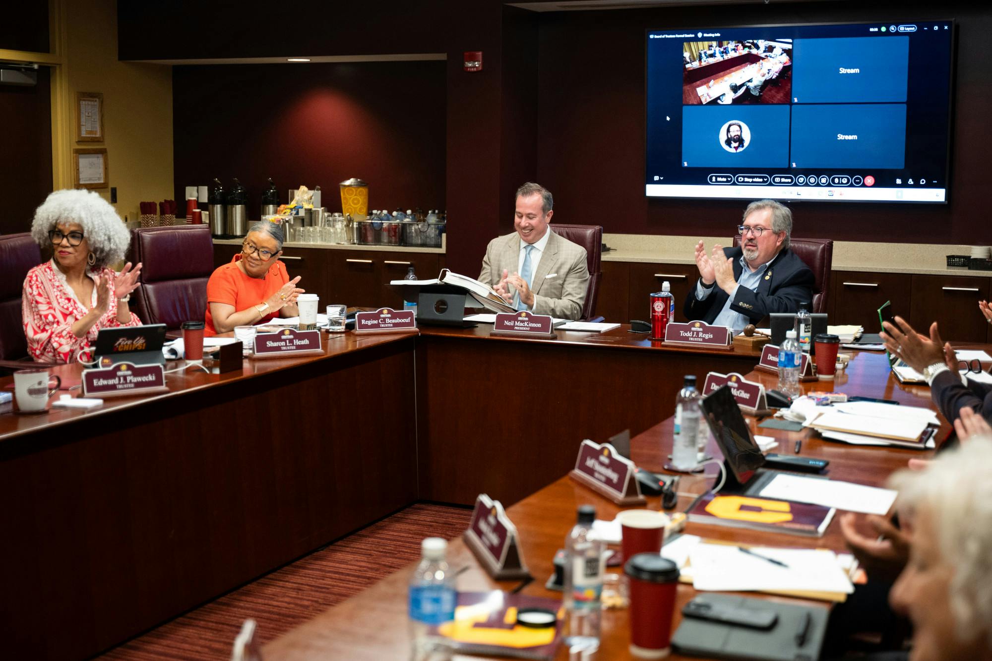 d_BoardofTrustees_06-26-25_3.JPG