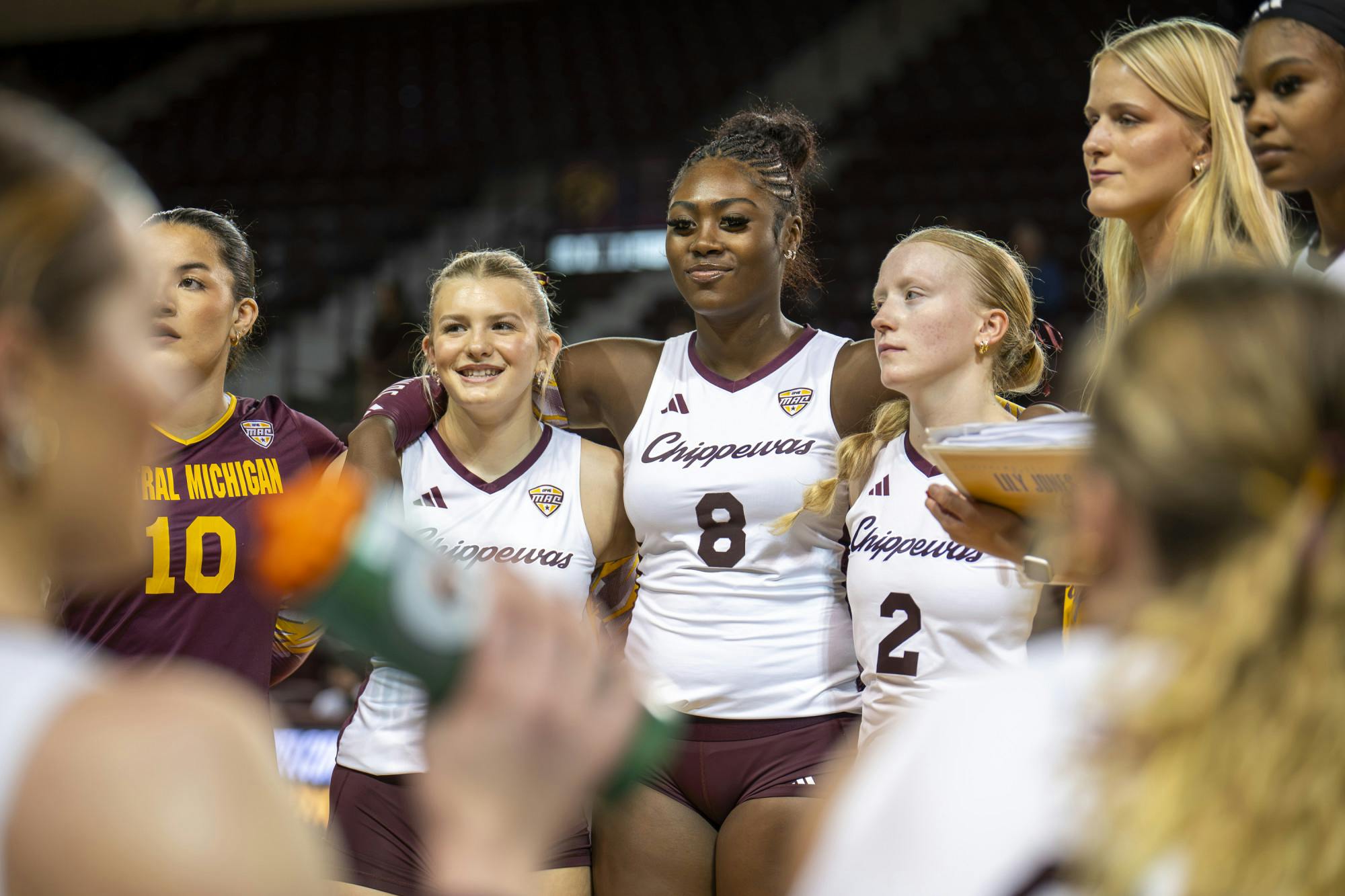 d_photo_volleyballvseastern-_9-22-26_4.jpg
