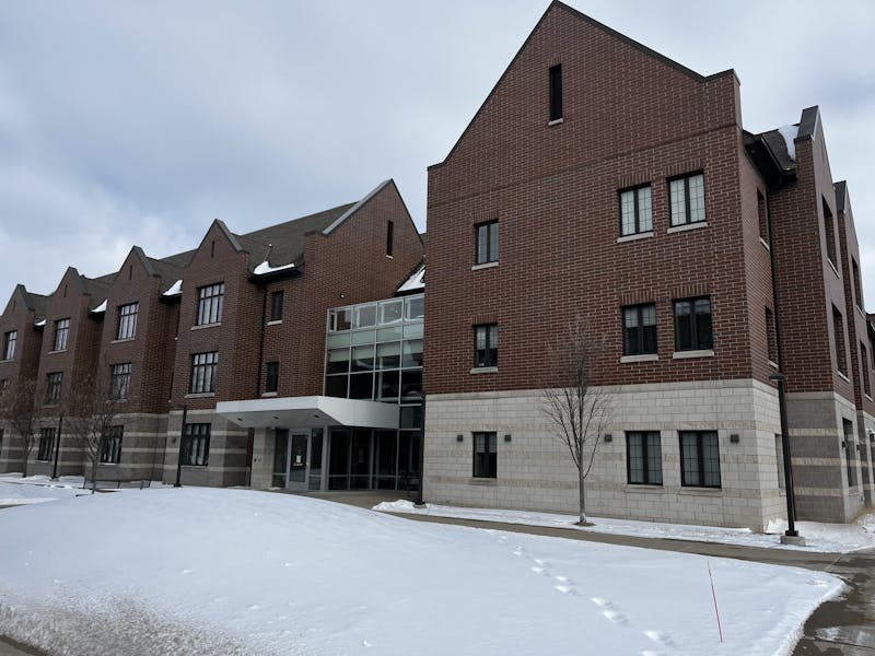 University Apartments open to undergraduate students