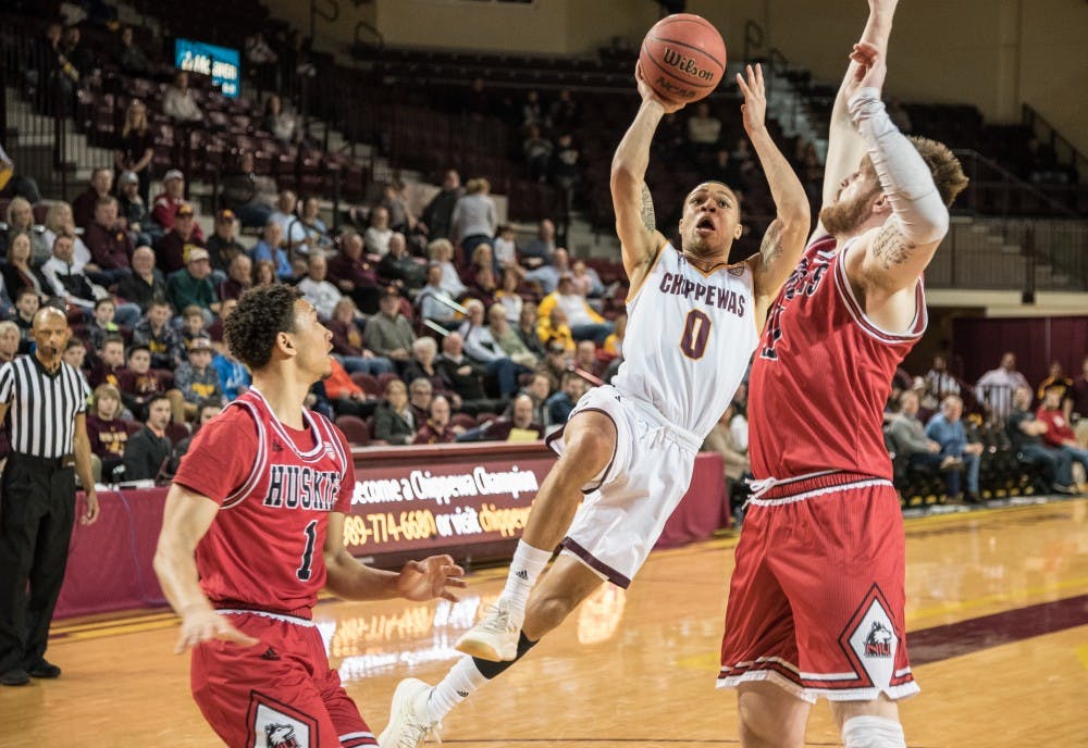 mensbasketballgamemar5-6