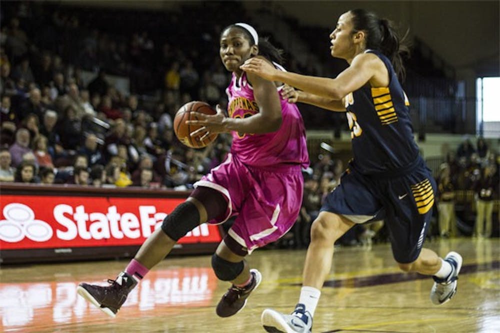 cm_womensbasketball06