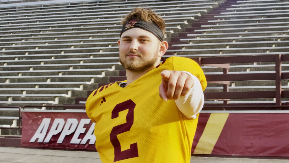 d-qb-photo-9-24-25-09
