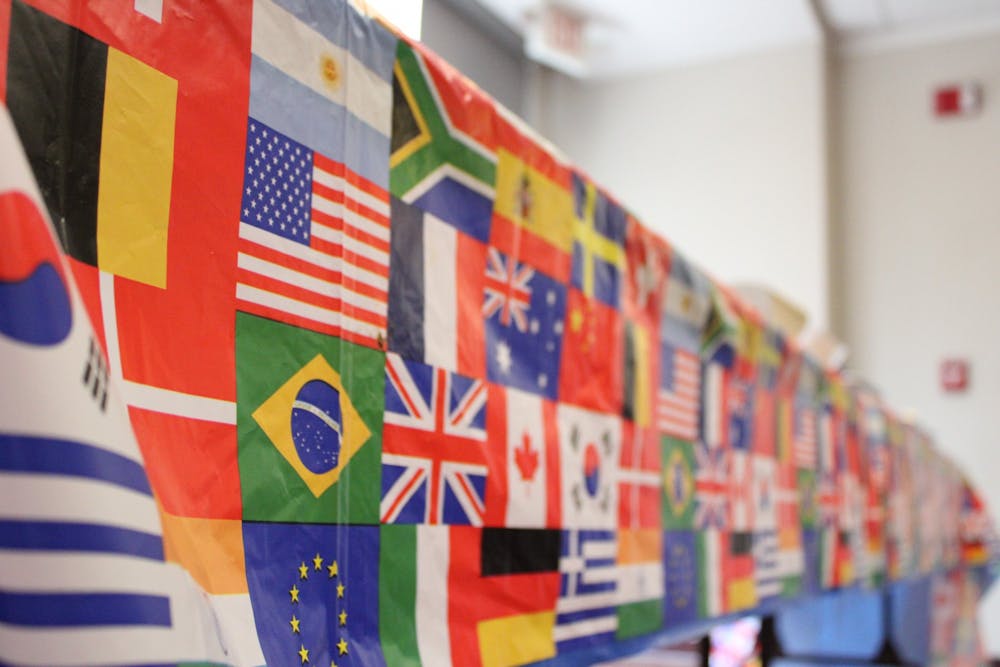 international-students-flags