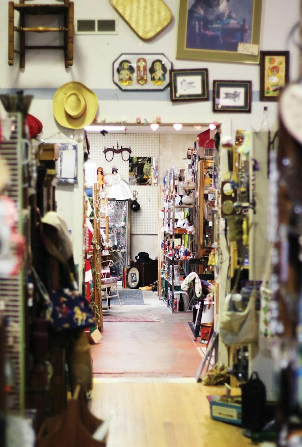 antiquestore