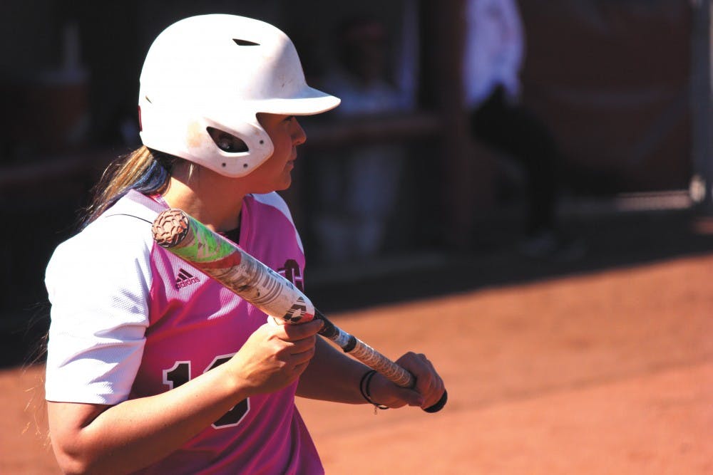 main_softball