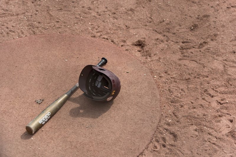 Men'sBaseballGame-April7-13.jpg