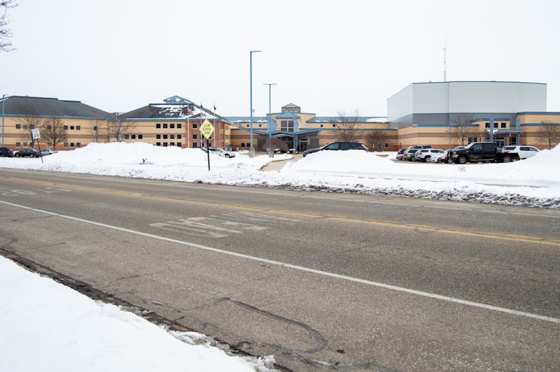 Central Michigan Life Mount Pleasant Public Schools To Provide Meals
