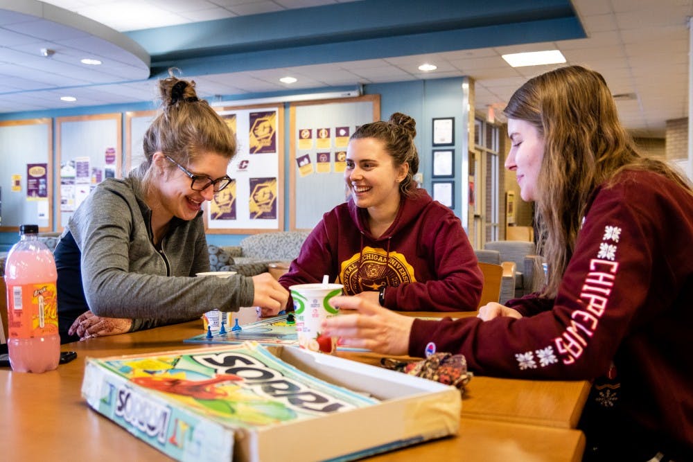 Central Michigan Life Cmu Students Spent Days Off From School