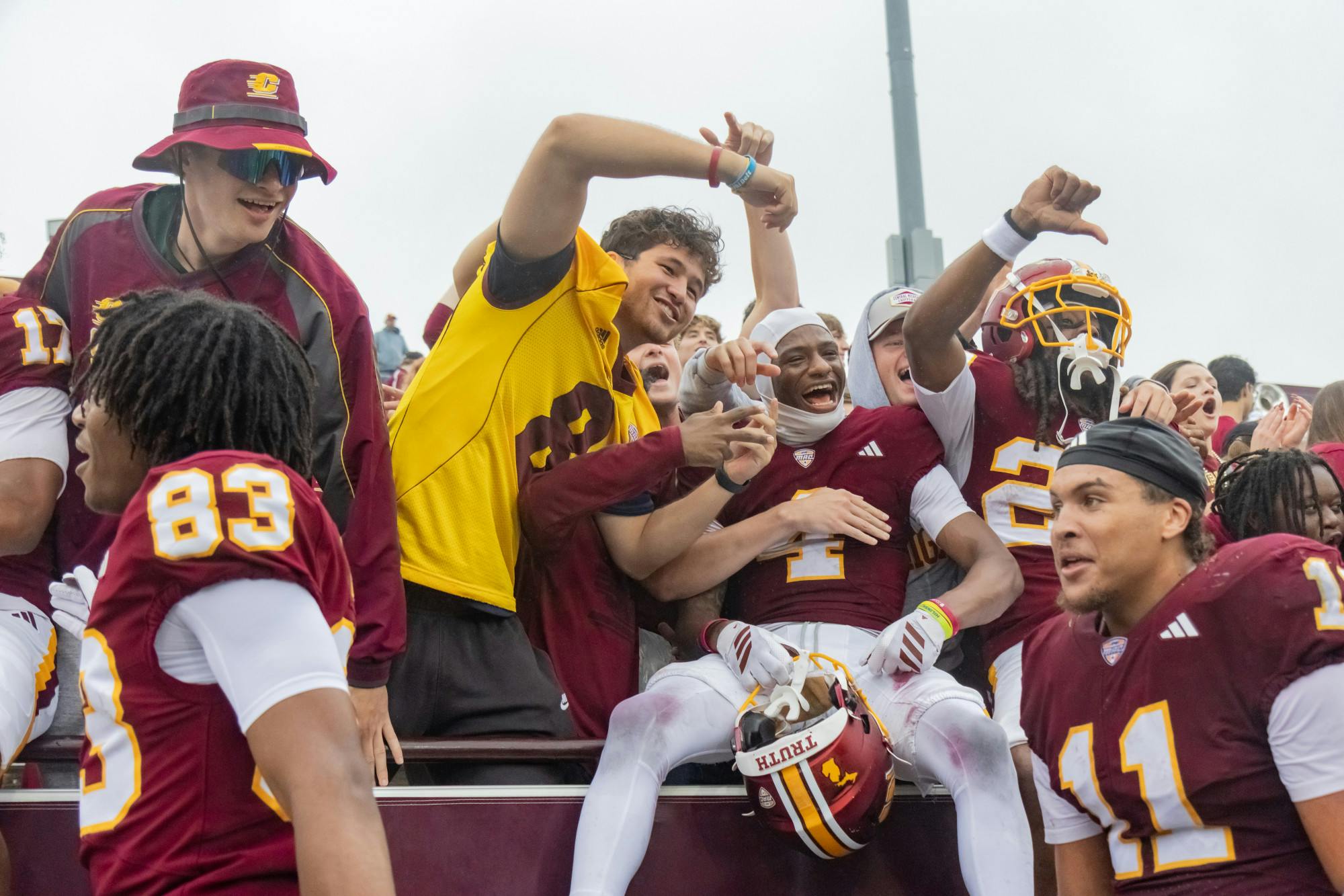 d_cmuvwyomingfootball_feature_9-19-26_5.jpg