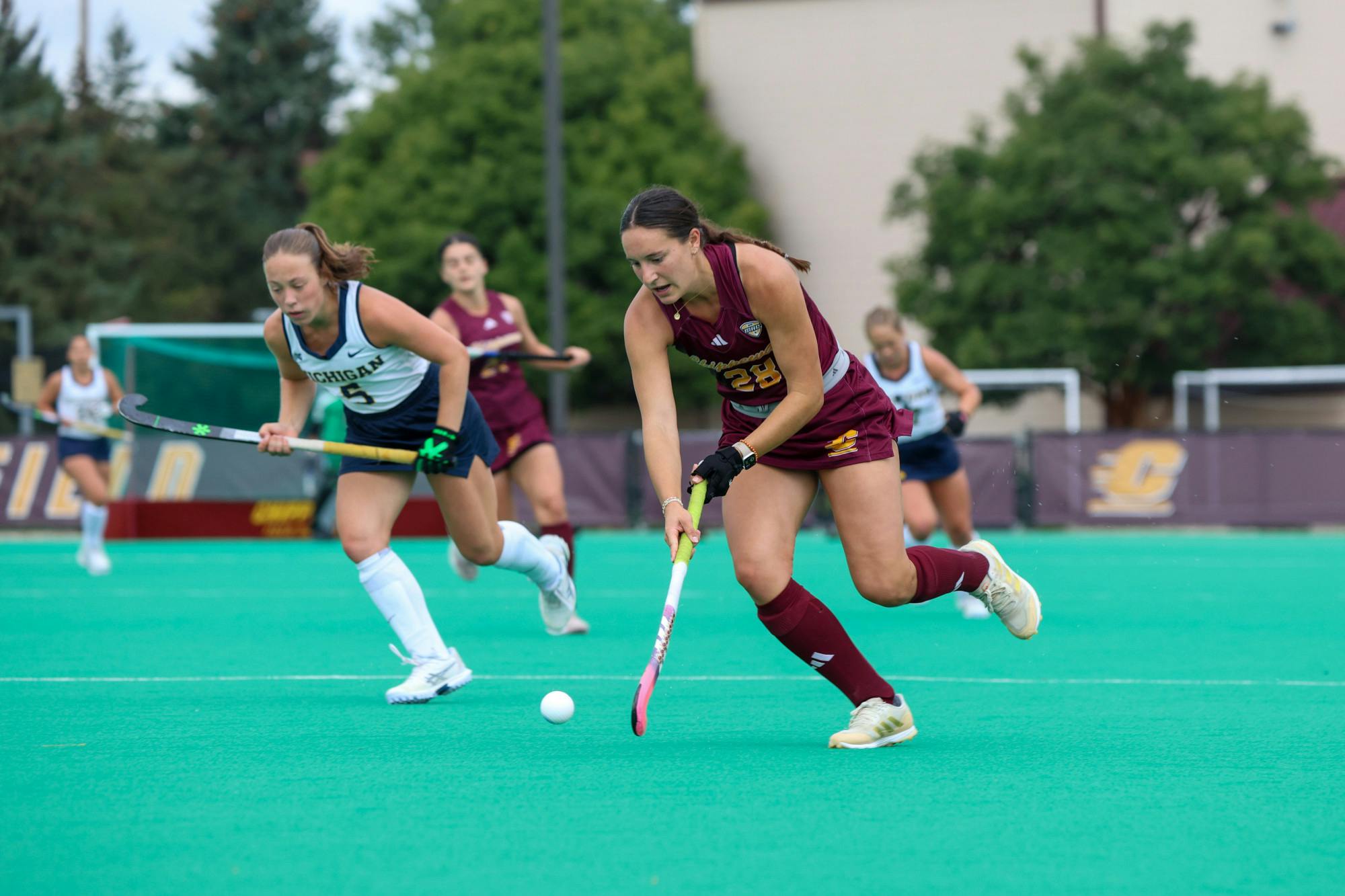 d_fieldhockeyvsMichigan_photo_9-20-26-4.jpg