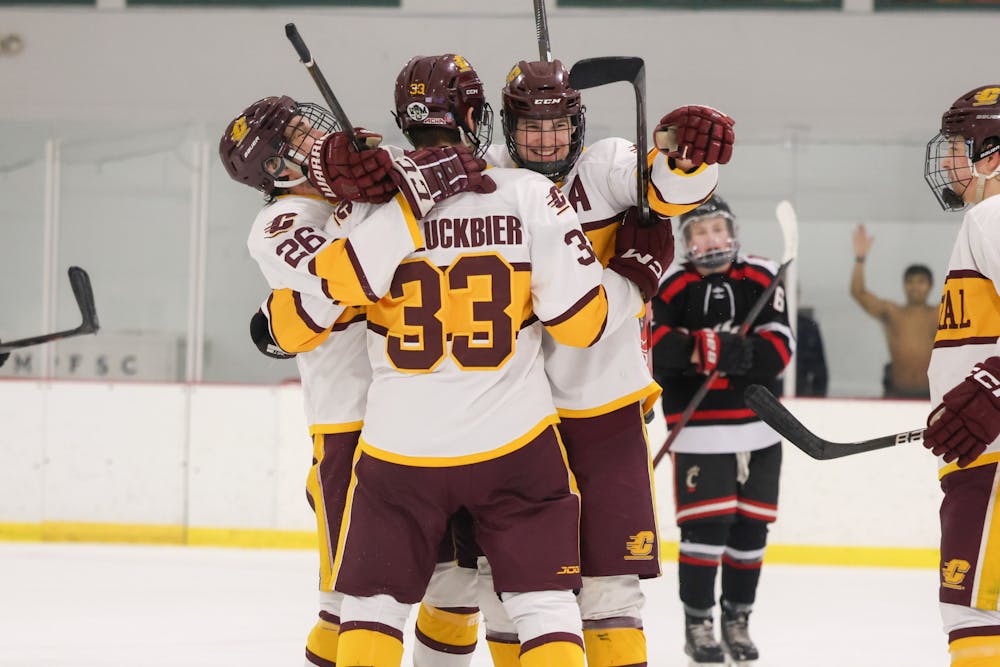 d-hockeyvscincy-photo-2-14-26-8