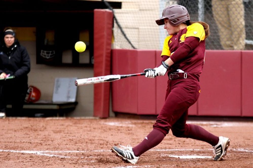 web-softballvbg-04