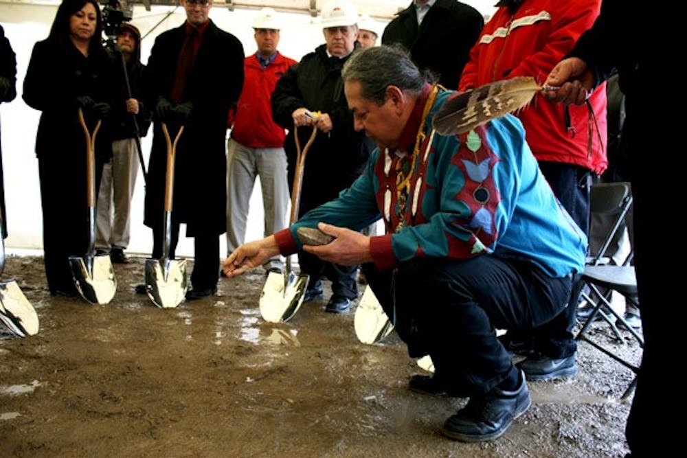 ek_groundbreaking01