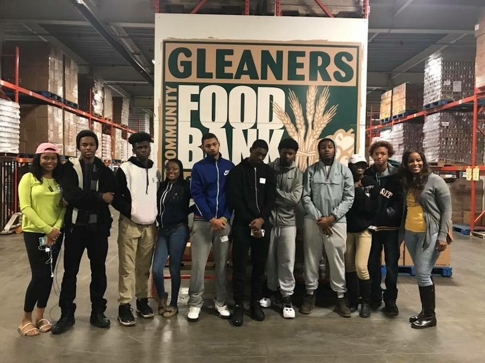 <p>The students who volunteered at Gleaners had the opportunity to meet their community service requirement needed to graduate.</p>