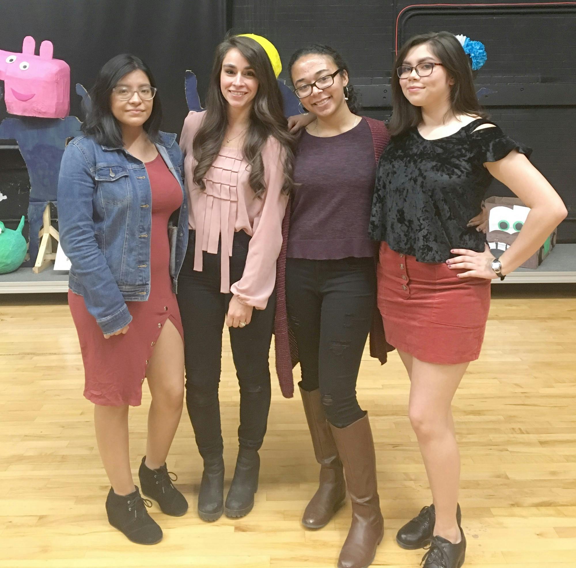 &nbsp;From left to right, student artist Marleen Piña, Western art teacher Kathleen Dickinson, student artists Eleanor Aro and Vanessa Ybarra. Photo courtesy Leonardo Eniquez.