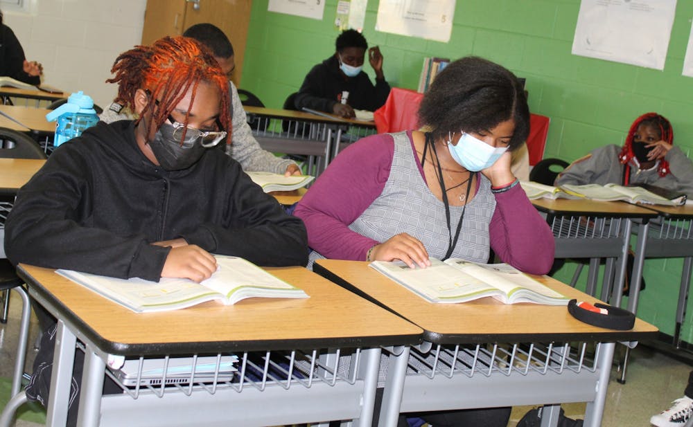 <p>Some students still choose to wear masks even though the district no longer mandates them. Photo by Crusaders' Chronicle.</p>