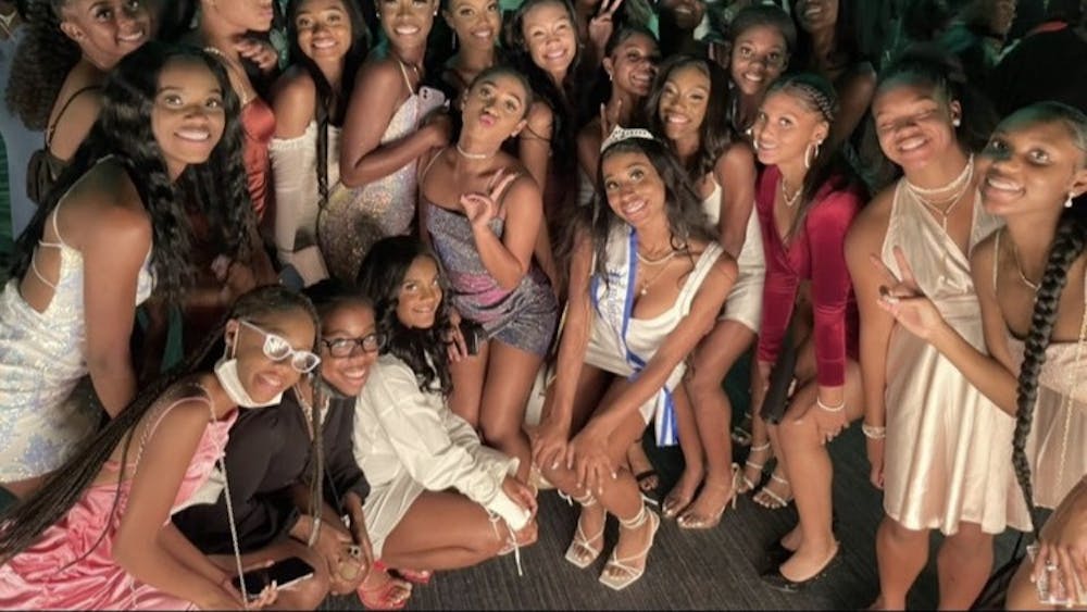 Cass Tech students gather for a photo at this year's Homecoming dance. It was the first school activity since the pandemic began. Photo by CT Visionary.
