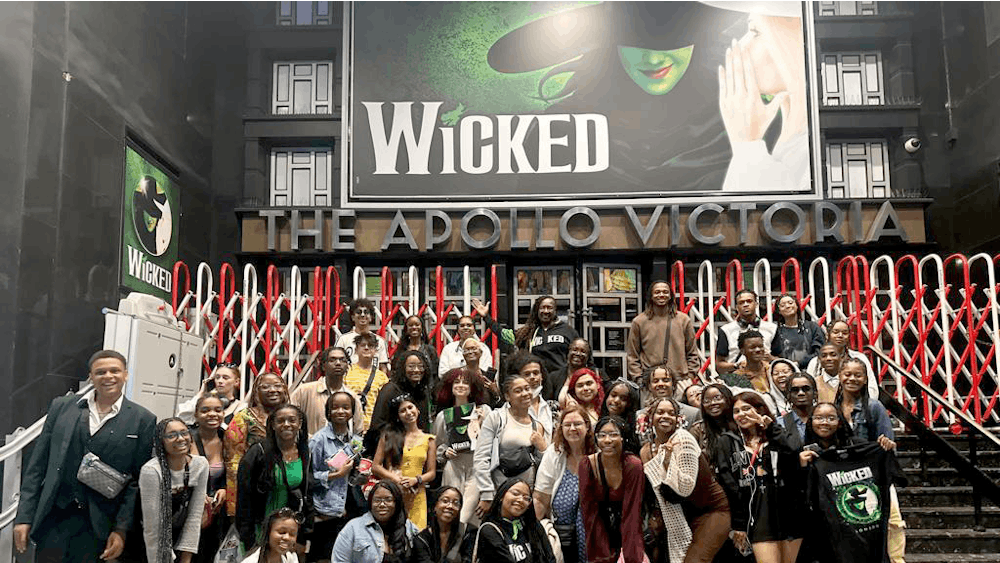 Students and chaperones who attended the ELA summer trip to London and Paris stand outside The Apollo Victoria Theatre in London after watching “Wicked.” &nbsp;PHOTO COURTESY OF KELSEY WILEY
