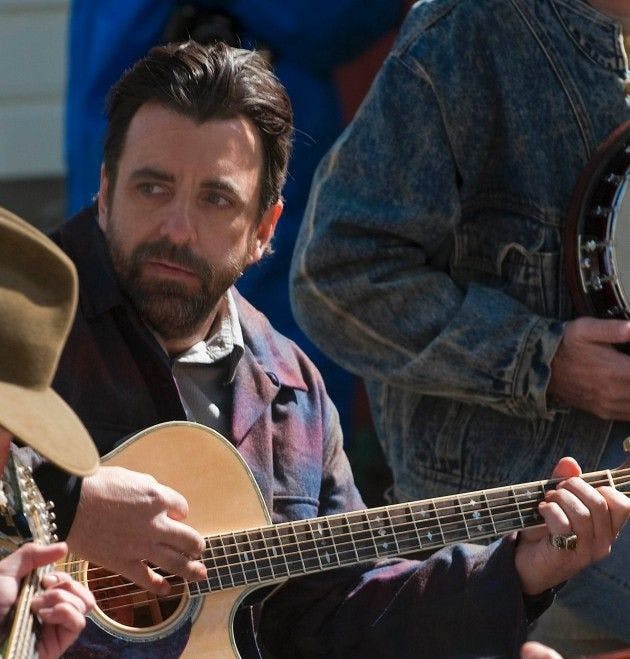 'Justified' cast member knows real work -- in real life