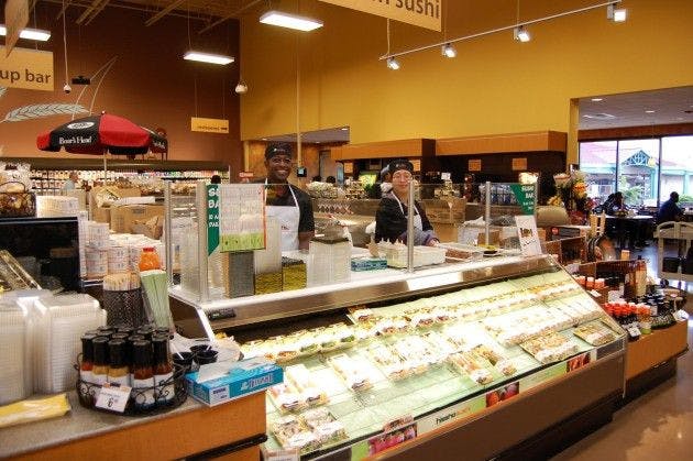 Kroger opens new store in Poplar Plaza