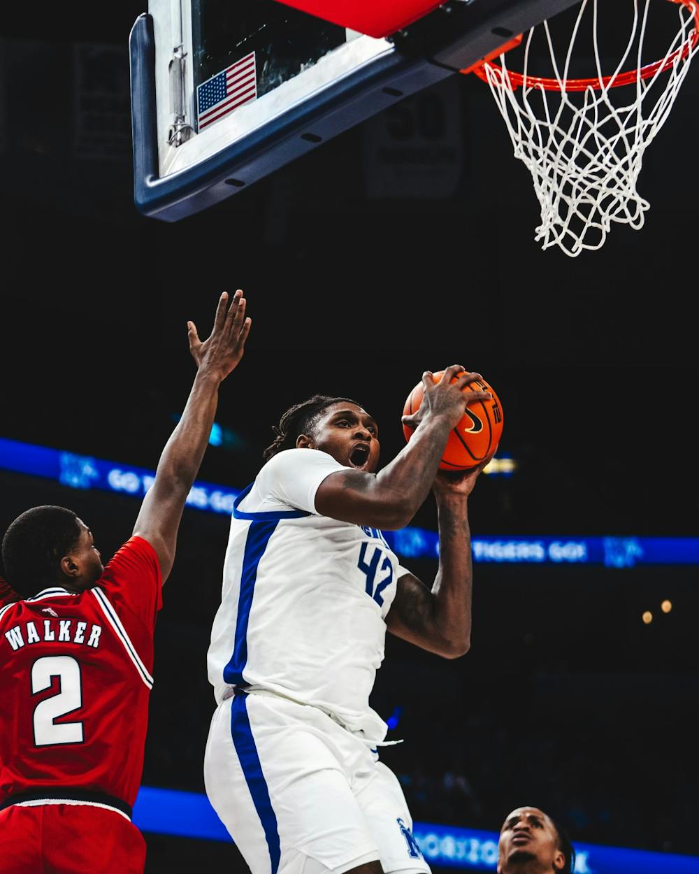 Memphis forward Dain Dainja tied his career high with 22 points against FAU at FedExForum on February 23, 2025.