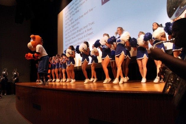 UM receives class of 2015 at convocation