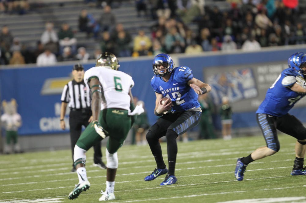 <p>Former University of Memphis quarterback Paxton Lynch in action during his time with the Blue and Gray.&nbsp;</p>