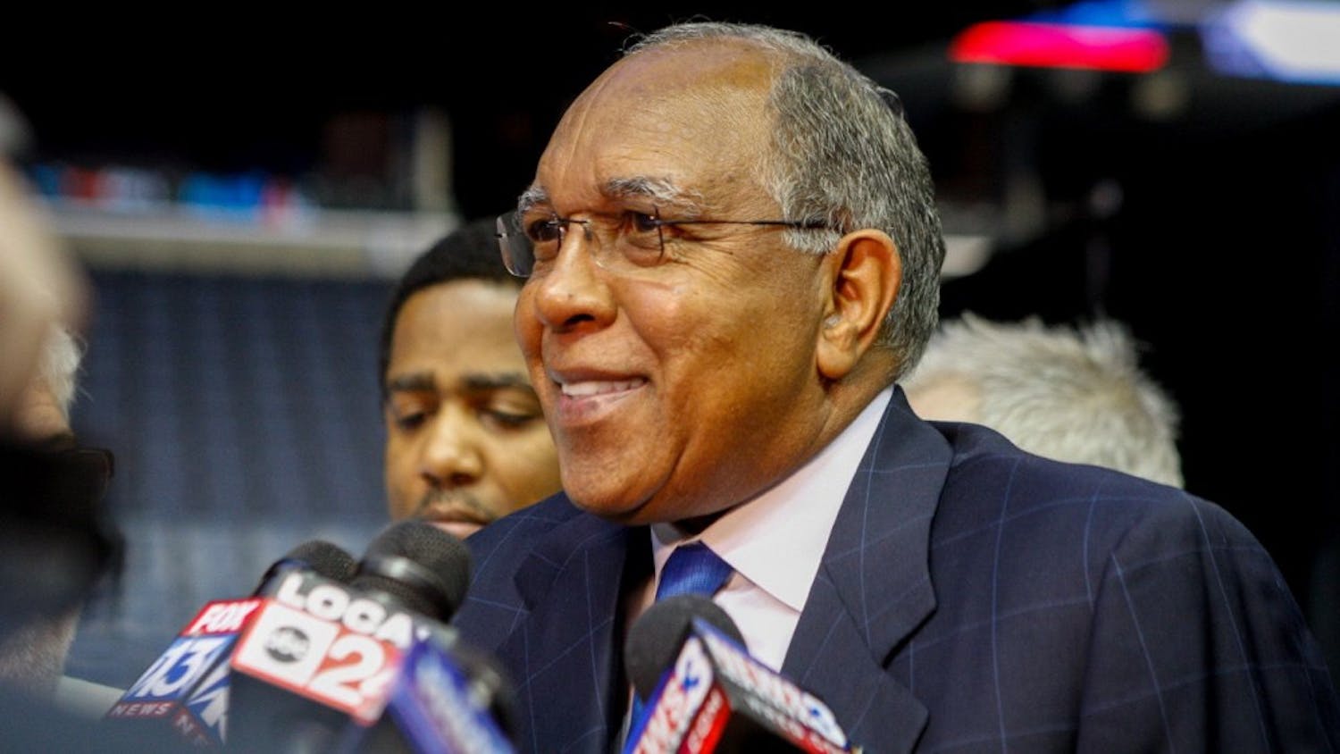 Smith introduced as U of M basketball coach