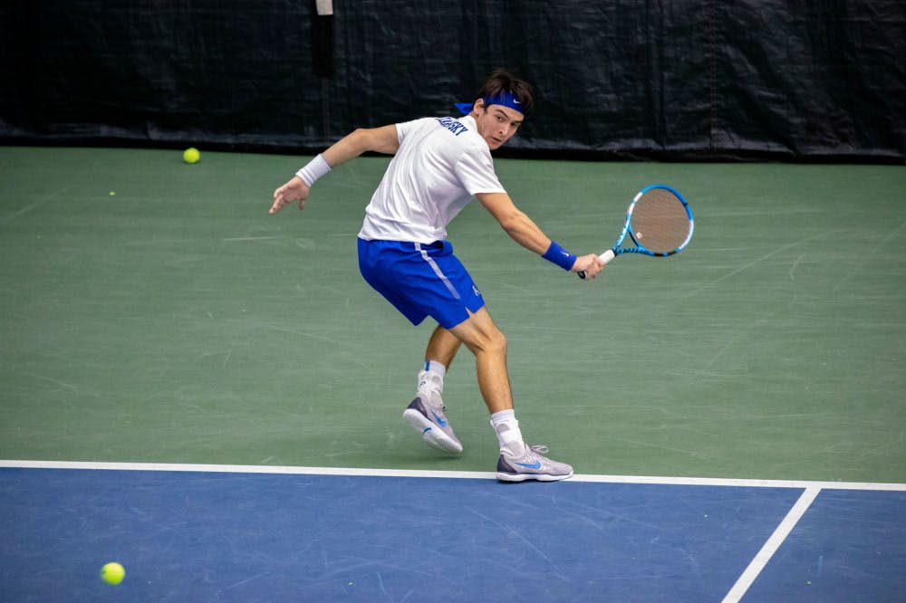 <p class="p1"><span class="s1"><strong>Christopher Patzanovksy with a last second return to keep the rally going. Patzanovsky is 8-1 in singles action after playing Harvard. Memphis (8-4) suffered defeats against top-50 opponents Dartmouth and Harvard last weekend.</strong></span></p>