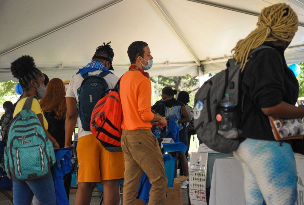 6afe1defba724c695c9591813ed596ad