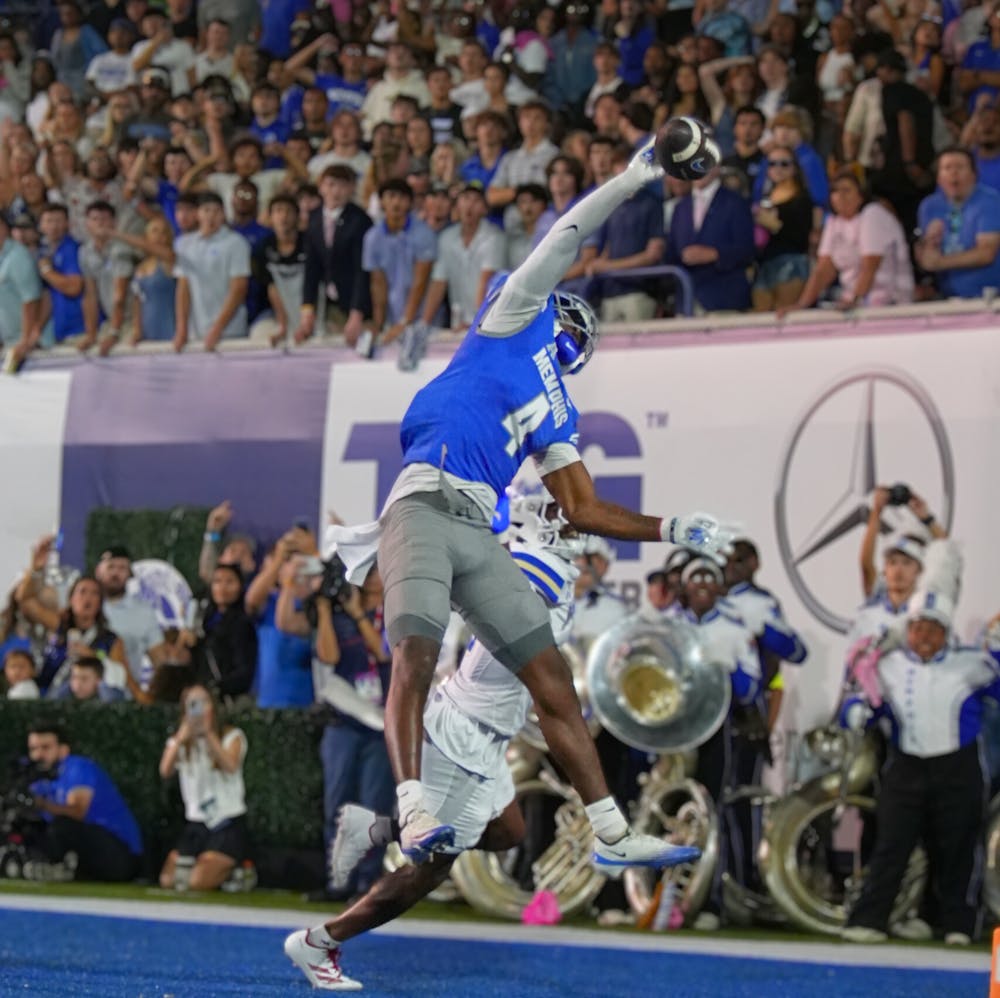 <p>Memphis wide receiver Cortez Braham Jr. makes a one-handed catch in the end zone for a touchdown in the Tigers&#x27; 45-7 victory over Tulsa on October 4, 2025 at Simmons Bank Liberty Stadium.﻿</p>