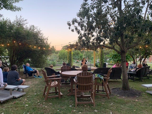 concert wide shot.jpg