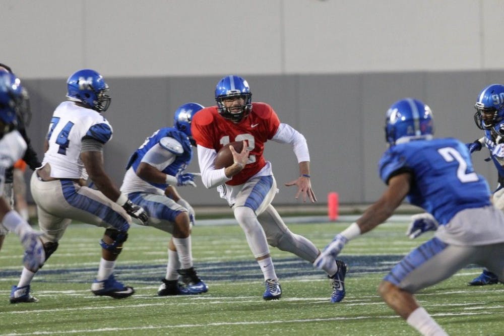 <p>Memphis quarterback Paxton Lynch was named the winner of the Jeremy Williams Award, presented to the most outstanding player throughout spring practice. Photo by David Minkin&nbsp;</p>