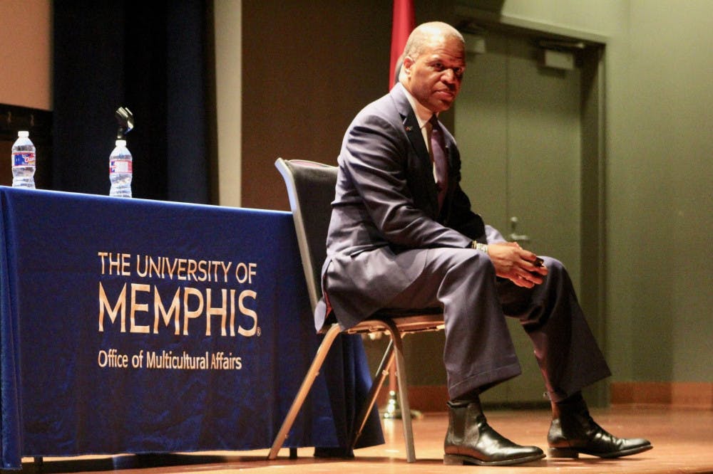 <p class="p1"><span class="s1"><strong>John Hope Bryant, the CEO and founder of Operation HOPE, spoke at the University of Memphis on Tuesday about the importance of economic literacy.</strong></span></p>
