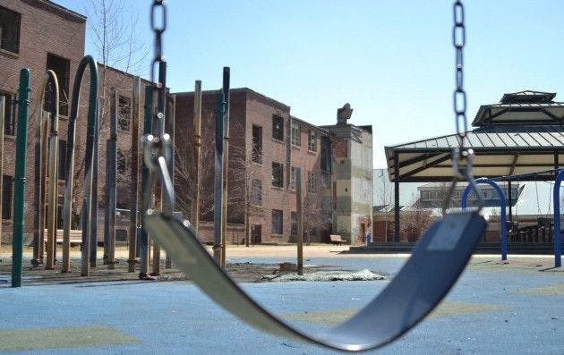 Orange Mound school decays in doldrums