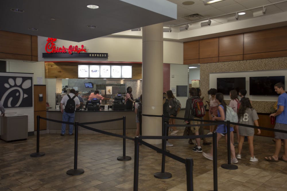 <p class="p1"><span class="s1"><strong>The University of Memphis has acquired a new contract for dining services with Chartwells Higher Ed. This new contract will add a new BBQ restaurant in University Center as well as a expansion of the Chick-fil-A to full service.</strong></span></p>