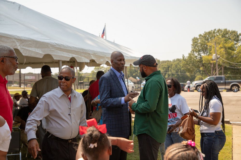 <p class="p1"><span class="s1">Mayoral candidate Willie Herenton shakes hands with an attendee at the barbecue for the International Brotherhood of Electric Workers 1289 Station Sept. 7.</span></p>