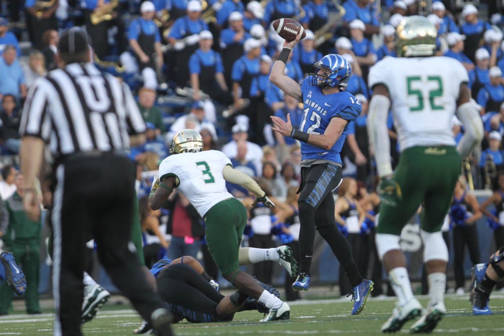 <p>Paxton Lynch will hope to have similar success against the USF defense in 2015. He threw for 232 yards and two touchdowns in a 31-20 victory over the Bulls last season.&nbsp;</p>