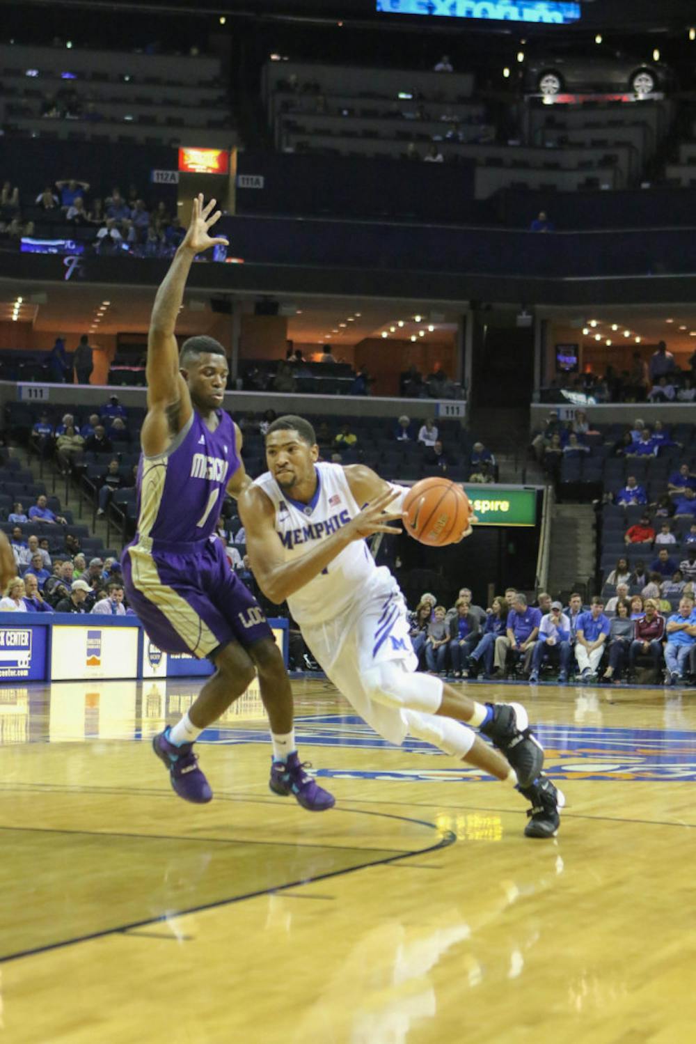 <p>In wins, freshman forward Dedric Lawson is averaging 15.4 points and 9.4 rebounds while shooting 41.5 percent from the field.&nbsp;</p>
