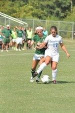 Women's soccer continues hot streak of seven straight wins