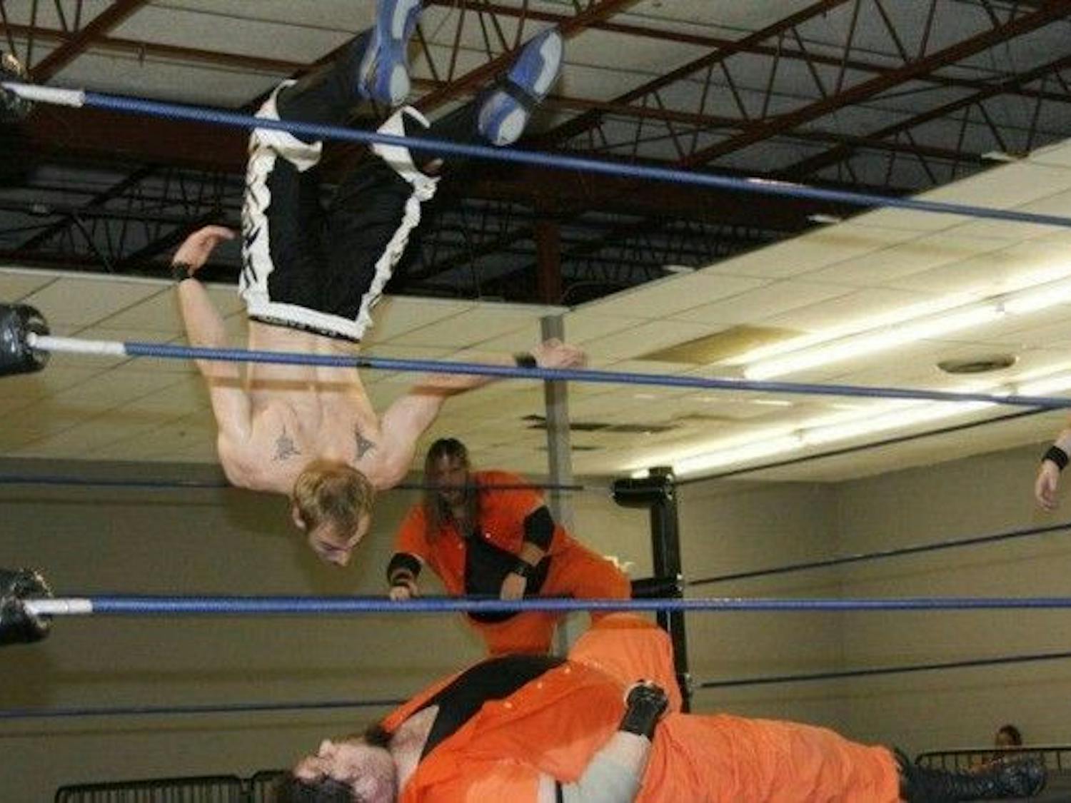 Memphis wrestlers pursue their passion