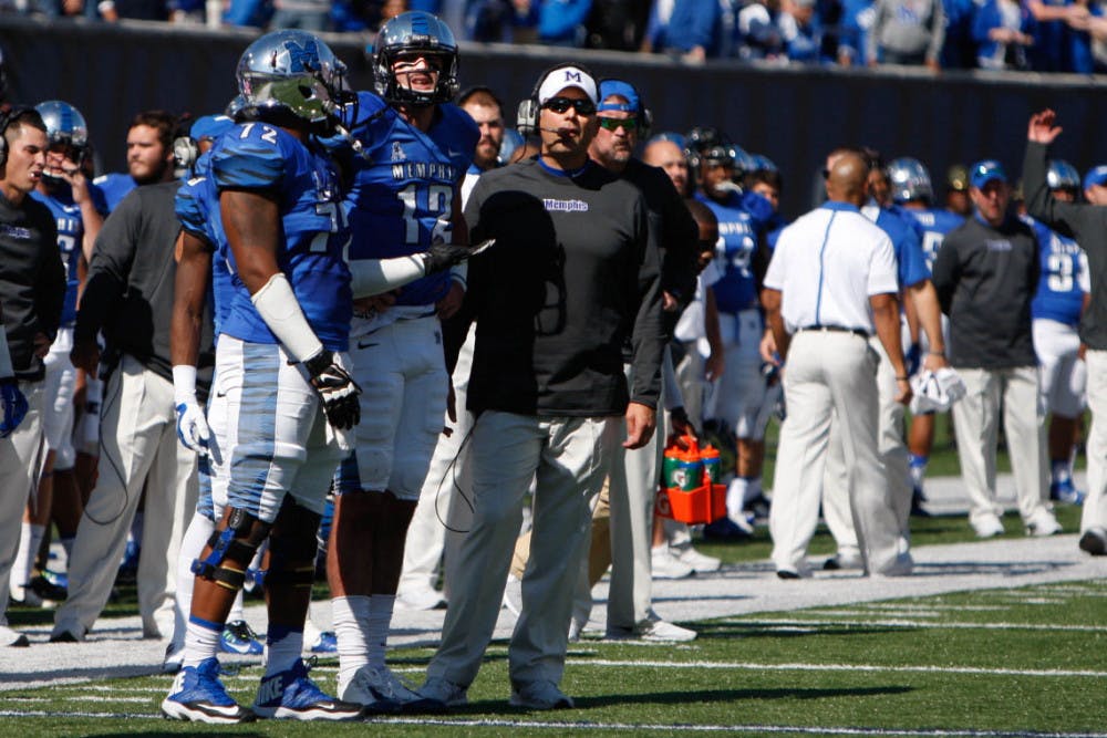 <p>Led by coach Justin Fuente and quarterback Paxton Lynch, the Tigers haven’t lost in more than a year (13 games).&nbsp;</p>