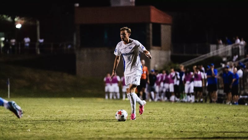Men's soccer routs Butler 5-1 on the road